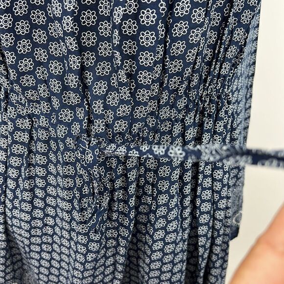 Umgee small floral print sleeveless hi lo cotton blend top - Picture 7 of 7